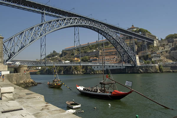 Ponte Dom Luis I na cidade do Porto